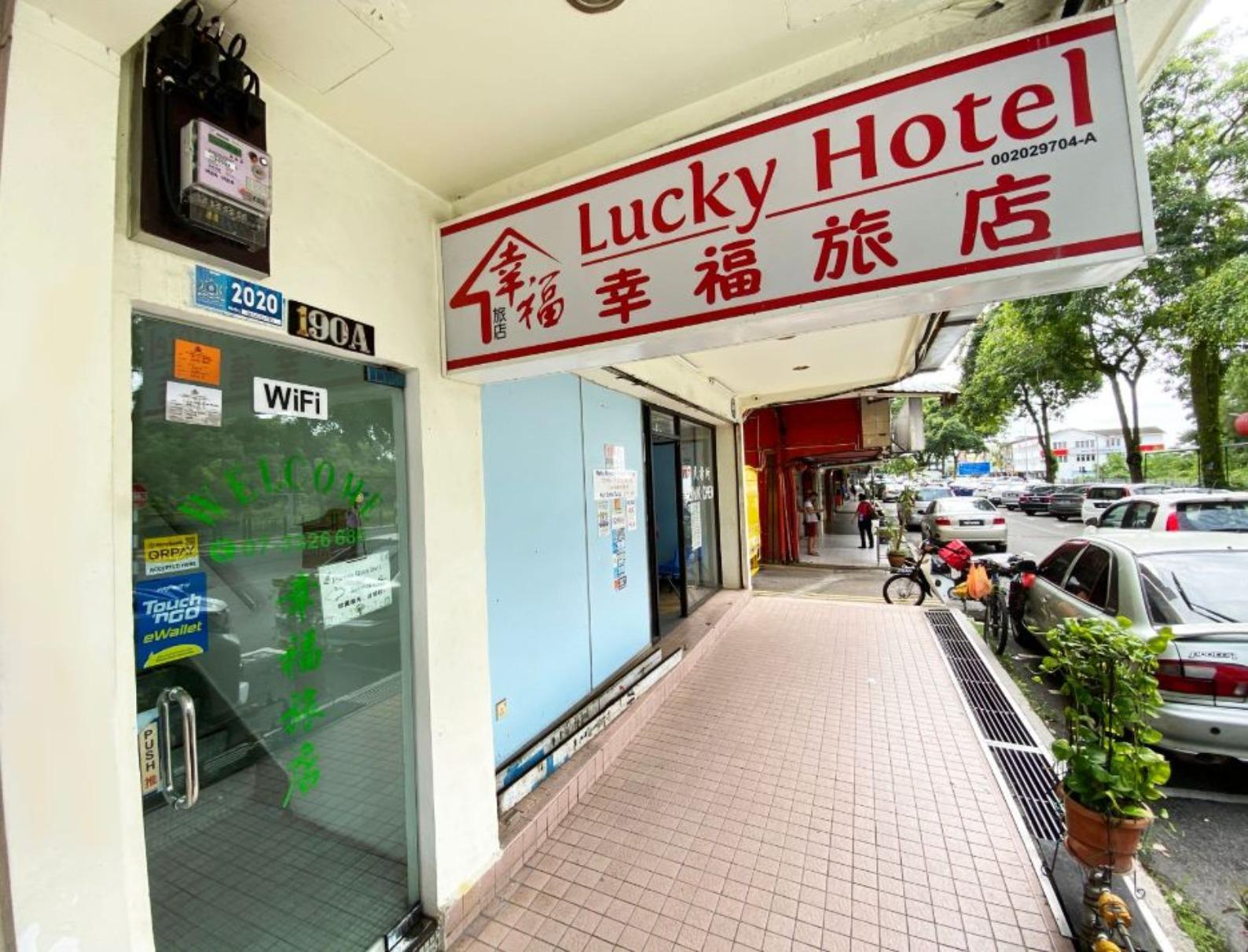 Lucky Hotel Johor Bahru Exterior foto