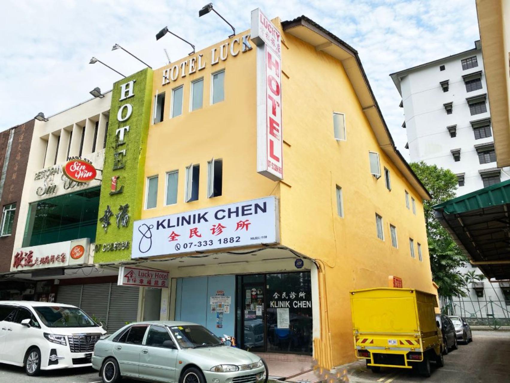 Lucky Hotel Johor Bahru Exterior foto
